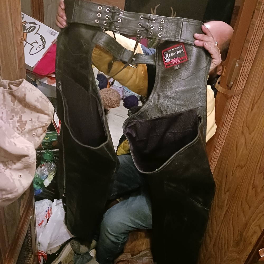 Men's assless chaps by JR Leather